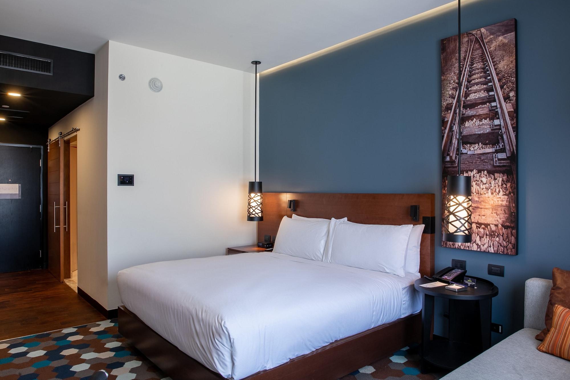 Doubletree By Hilton Celaya Celaya  Exterior photo