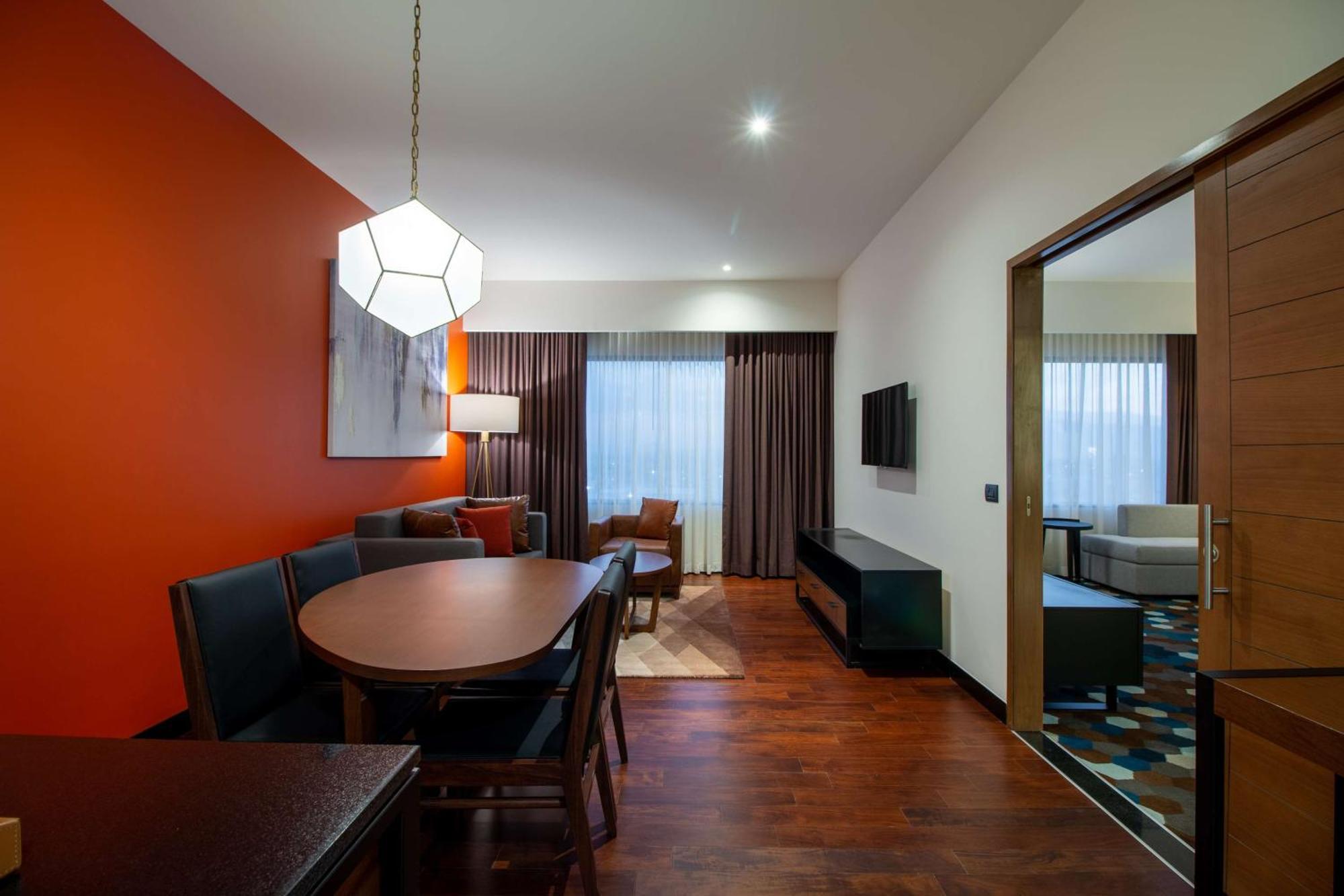 Doubletree By Hilton Celaya Celaya  Exterior photo